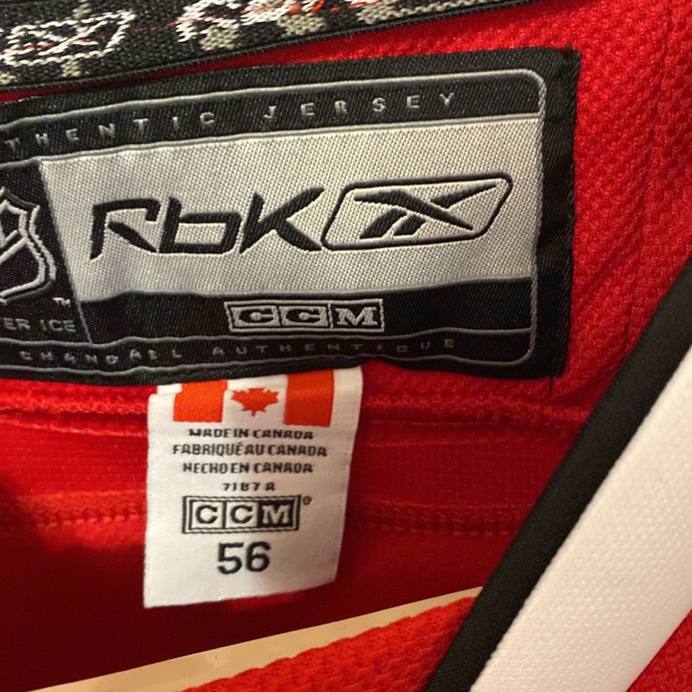 Chicago Blackhawks Clark Griswold Jersey - Picture 2 of 5
